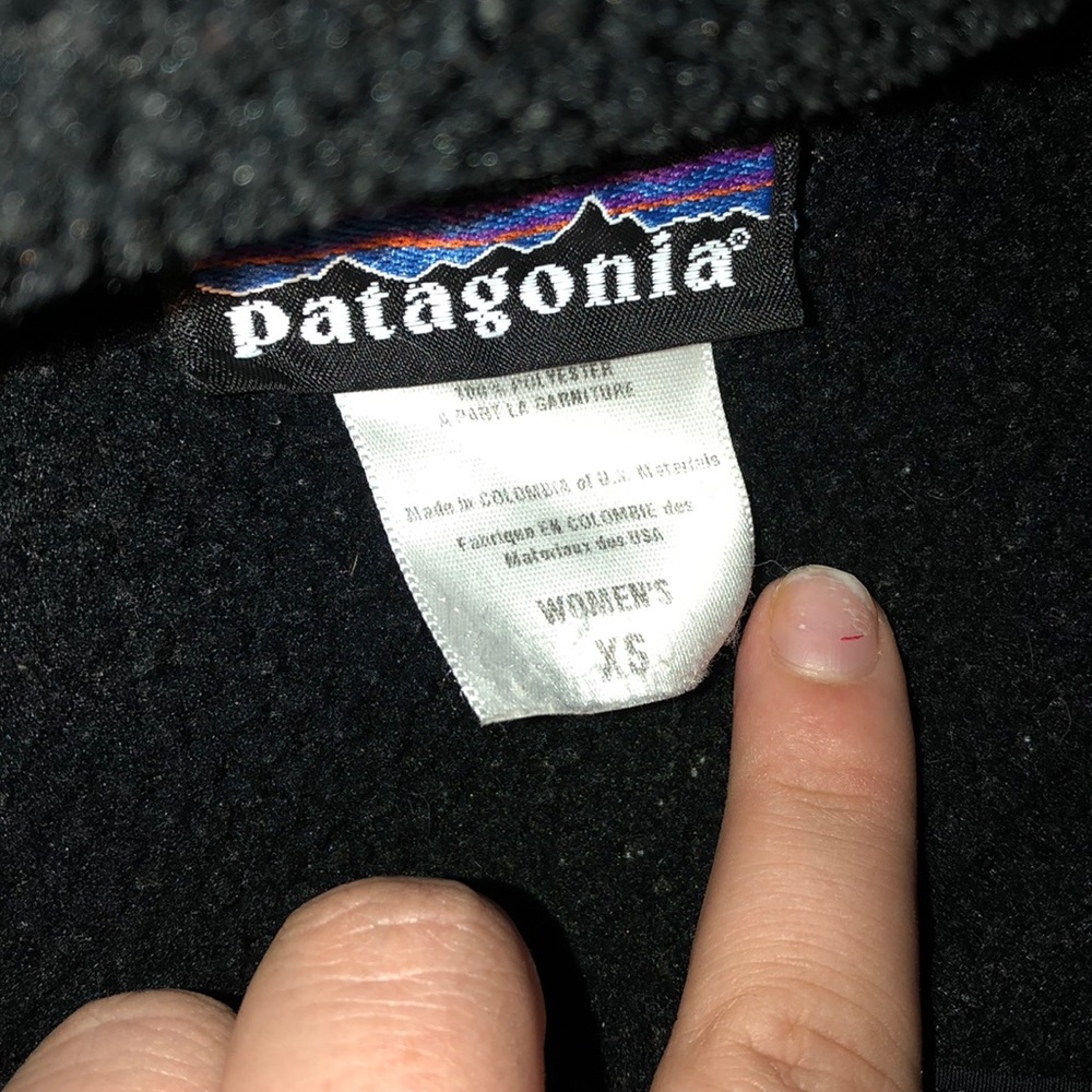 Patagonia Pullover - image 3
